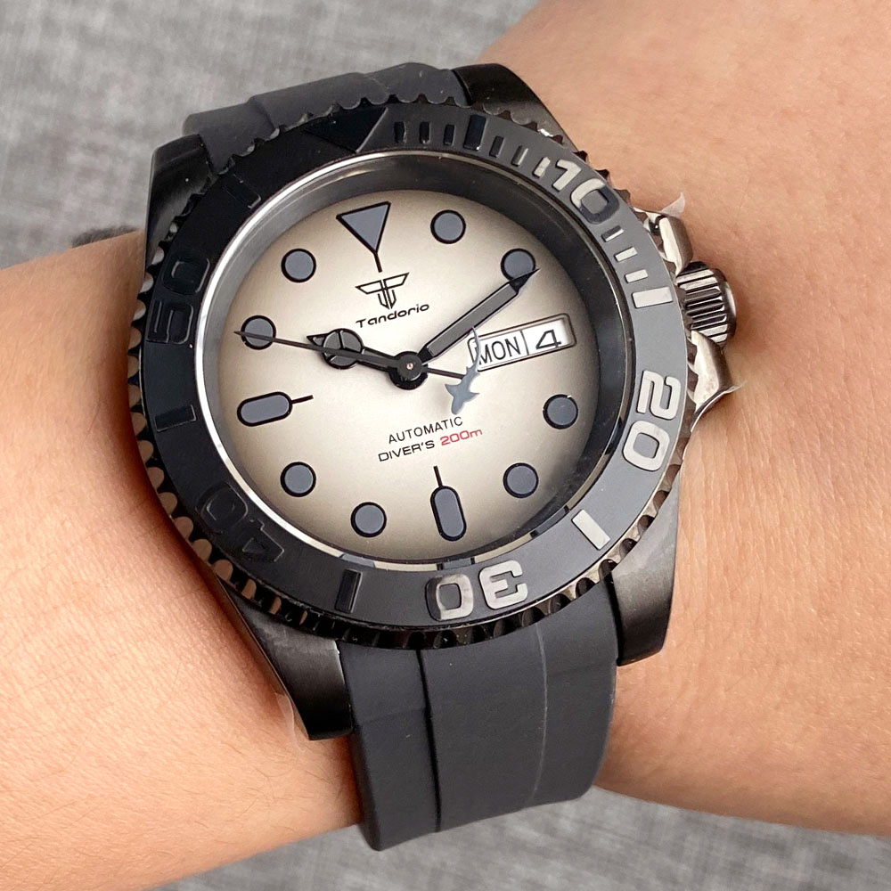 Tandorio 200M wodoodporna NH36 – Rubber Strap Diver recenzja i cena
